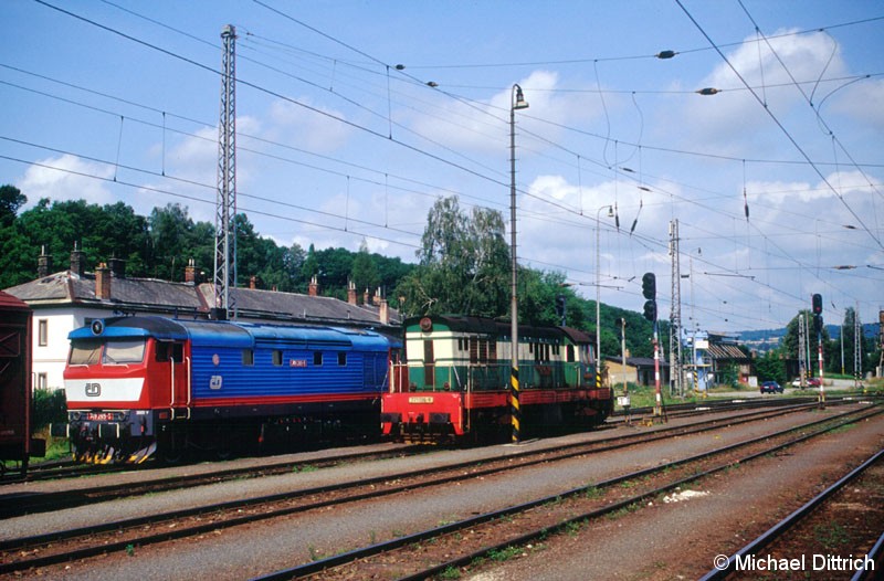 Bild: Die Bardotka 749 265 stand mit der 771 136 im Bahnhof Zabreh na Morave.