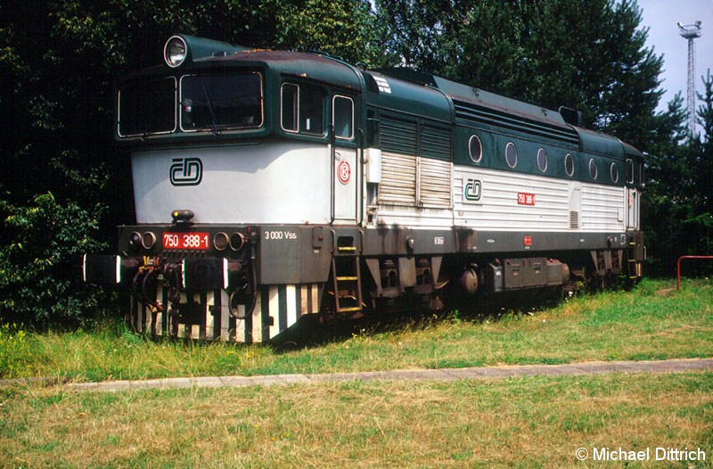 Bild: Im Depot Krnov steht die 750 388 abgestellt rum.