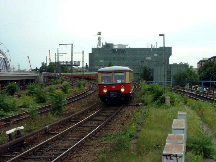 Bild: Es fahren wieder 477er auf der S5.