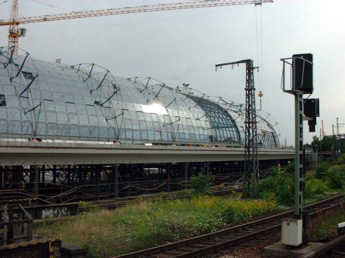 Bild: Blick auf die neue Halle.