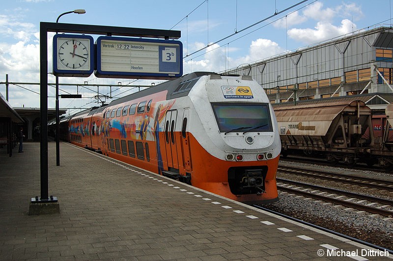 Bild: 9525 als IC nach Heerlen in Sittard.