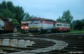 751 058