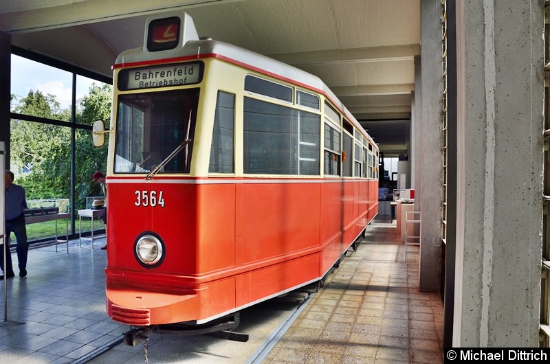 Bild: Hamburger Straßenbahn Typ V6.