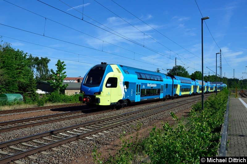 Bild: ET 613 auf dem Weg nach Leipzig in Muldenstein.