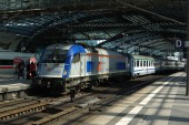 370 005