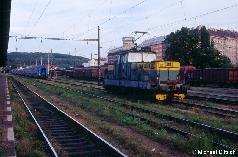 In Praha-Vrsovice verrichtete die 110 032 ihren Rangierdienst.