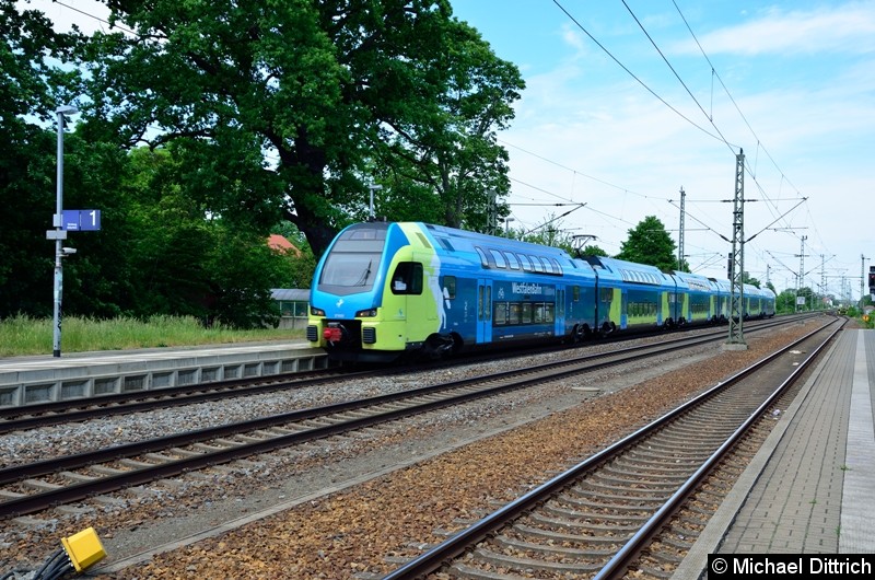 Bild: ET 609 auf dem Weg nach Leipzig in Gräfenhainichen.