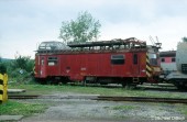 892 040