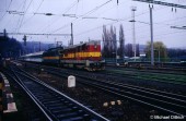 742 075