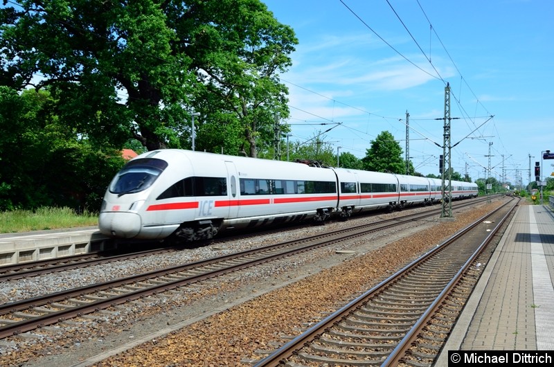 Bild: 411 517 als ICE 1609 auf dem Weg nach München in Gräfenhainichen.