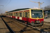 481 225