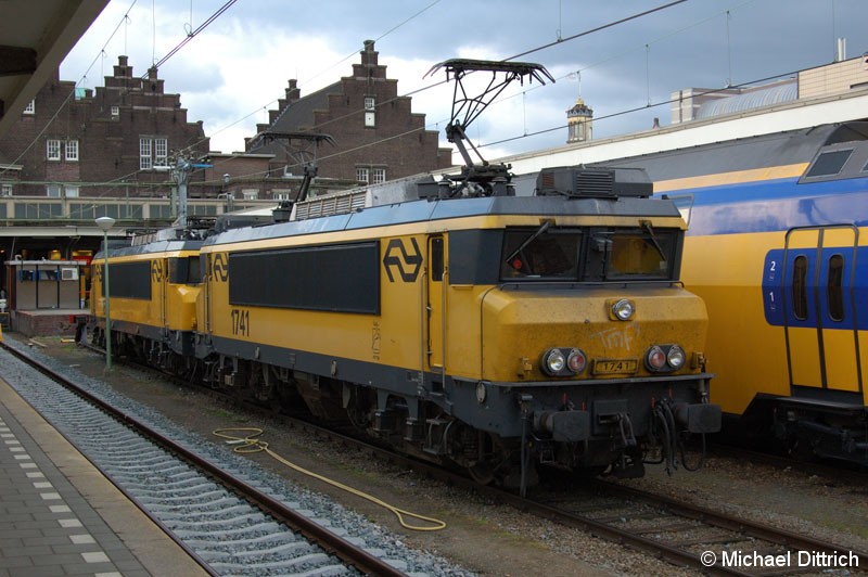 Bild: 1741 steht abgebügelt in Maastricht.