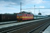 263 001