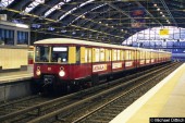 477 031