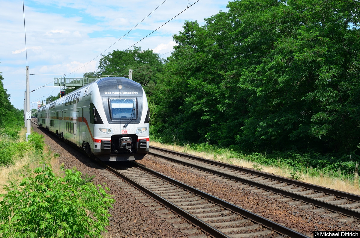 Bild: 4110 617 als IC 2179 auf dem Weg nach Dresden kurz vor dem Bahnhof Lichterfelde Ost.