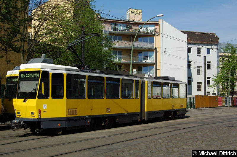 Bild: 7016 als Linie M5 in der Großen Präsidentenstraße.