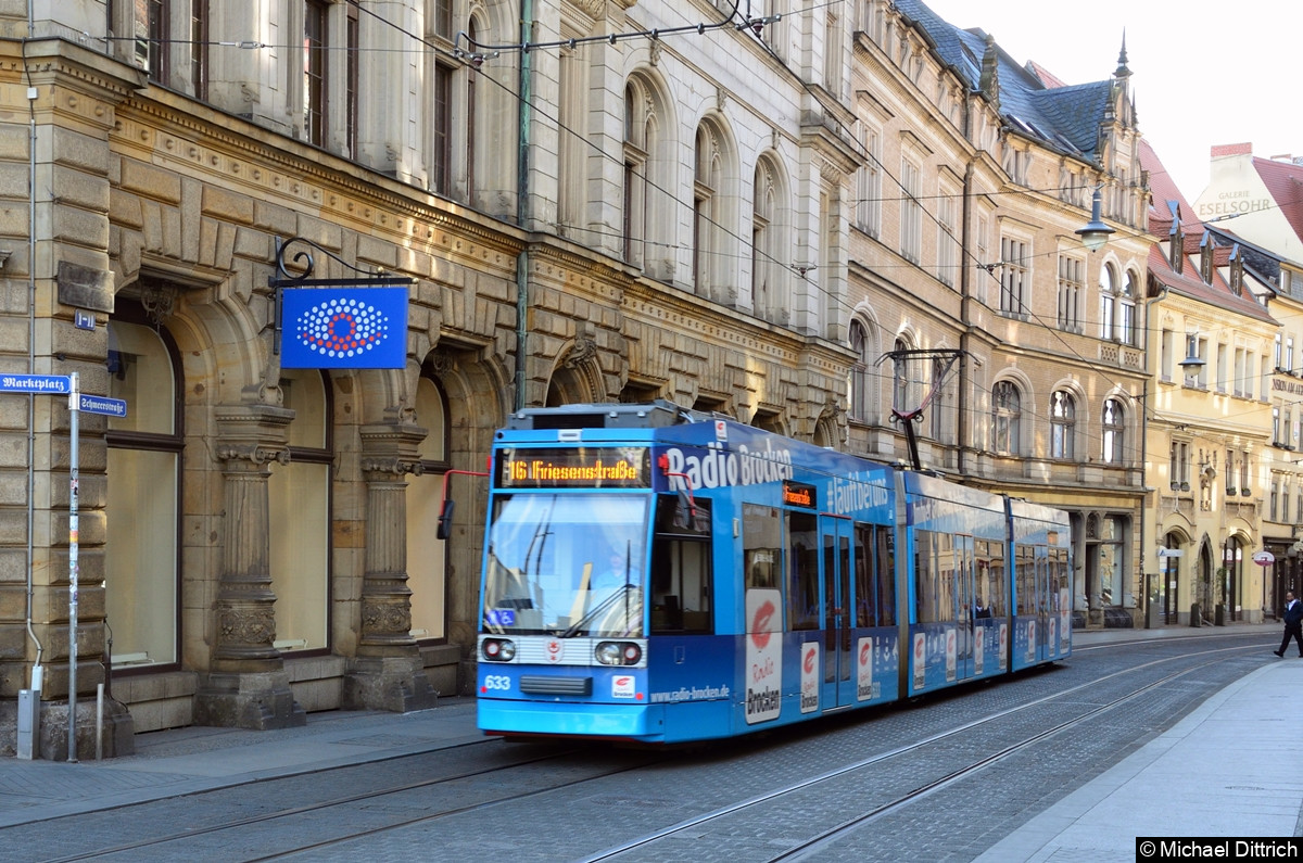 Bild: 633 als Linie 16 kurz der Haltestelle Marktplatz.