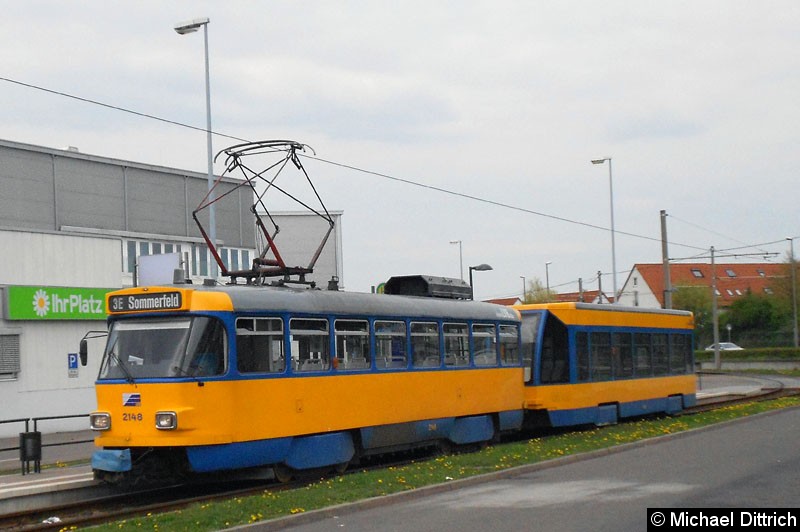 Bild: 2148 und 905 als Linie 3E an der Endstelle Sommerfeld.