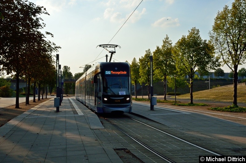 1226 als Linie 56 an der Endstelle Messegelände.