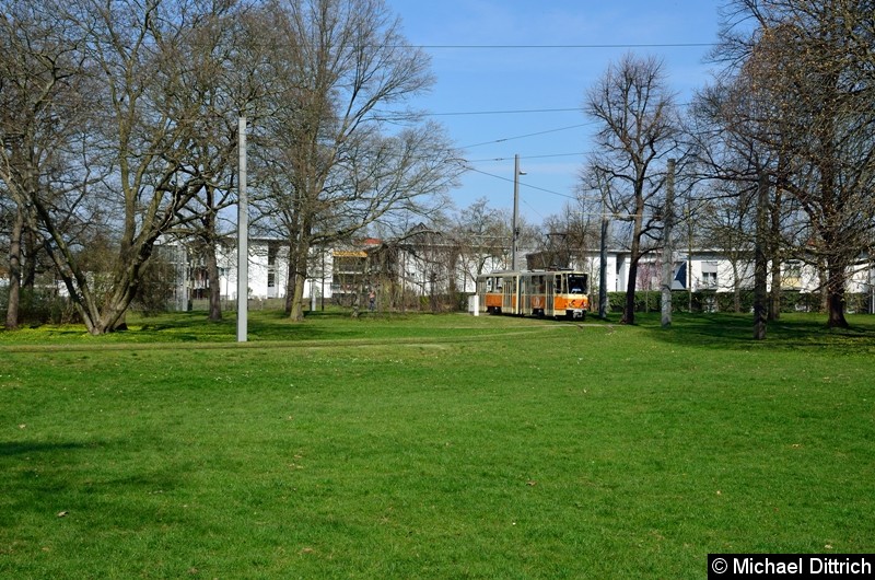 Bild: Auf Sonderfahrt der KT4D 1308 bei der Einfahrt in die Schleife Naunhofer Str.