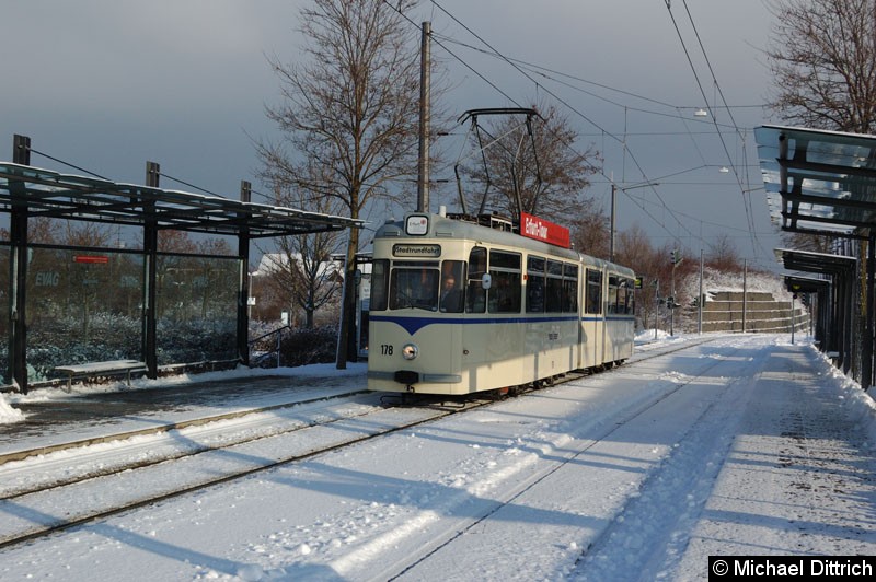 Bild: G4 178 als Stadtrundfahrt an der Messe.