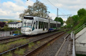 712