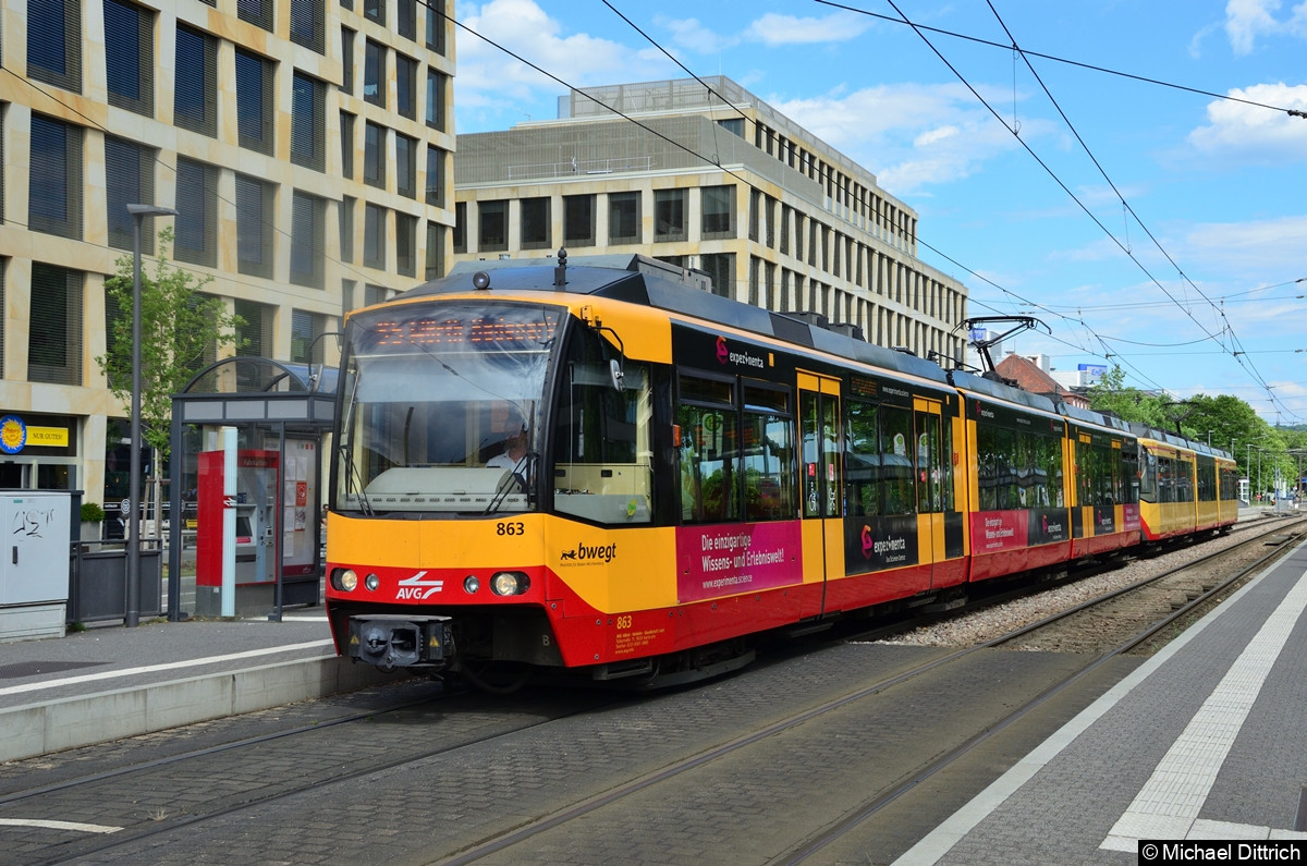 Bild: 863 + 897 als Linie S5 hinter seiner Haltestelle Tullastraße/Alter Schlachthof.