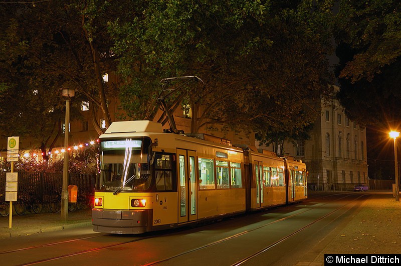 Bild: 2003 als Linie M1 an der Haltestelle Am Kupfergraben.