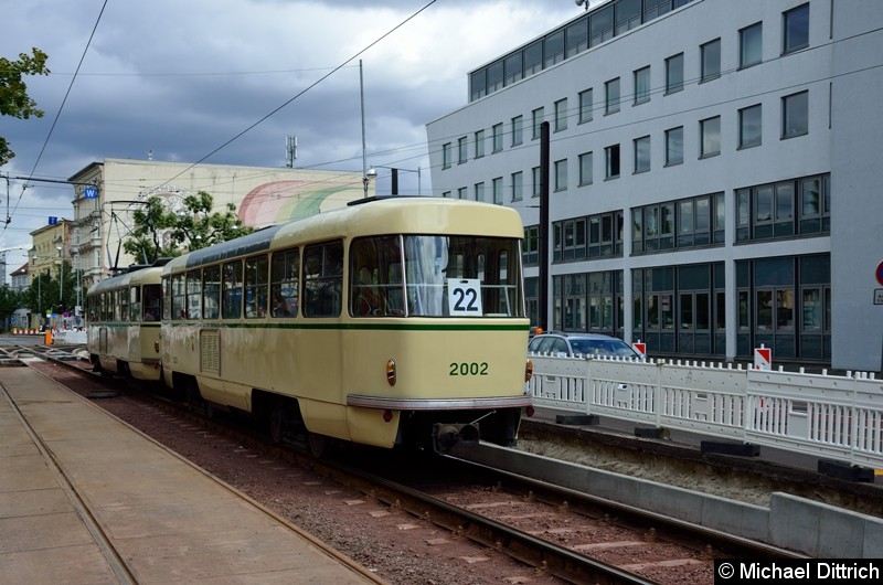 Bild: Hier ein Nachschuss auf die Sonderfahrt. Es ist der erste Zug der nach der Sanierung die Gleiskreuzung Südring befährt.