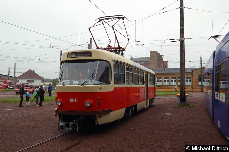 Bild: Noch einmal der 900, der ein Zweirichtungswagen ist.