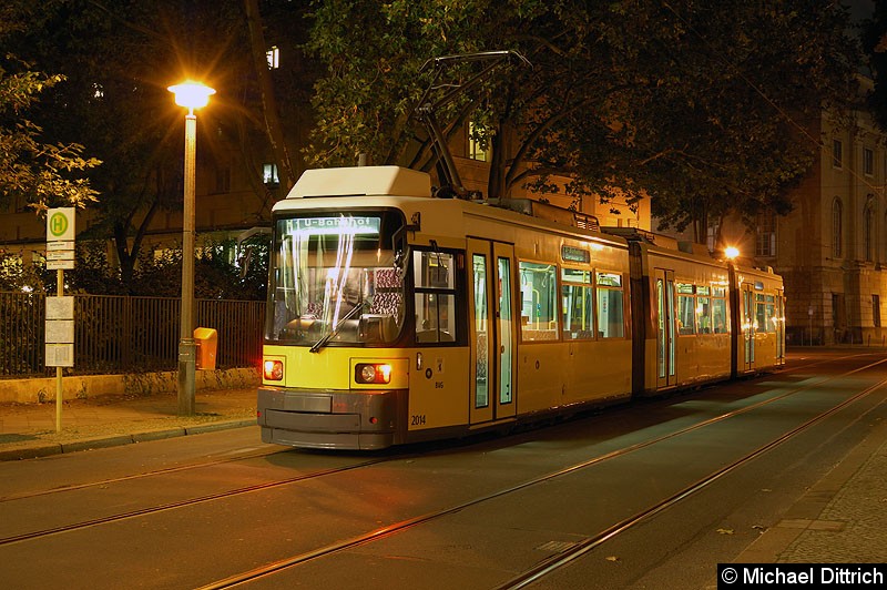 Bild: 2014 als Linie M1 an der Haltestelle Am Kupfergraben.