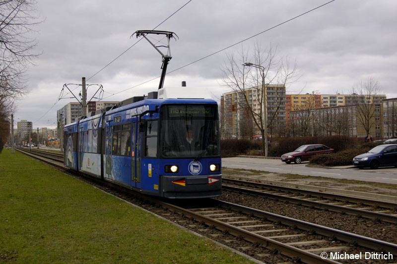 Bild: 1091 als Linie M6 vor der Haltestelle Zossener Straße/Kastanienallee.