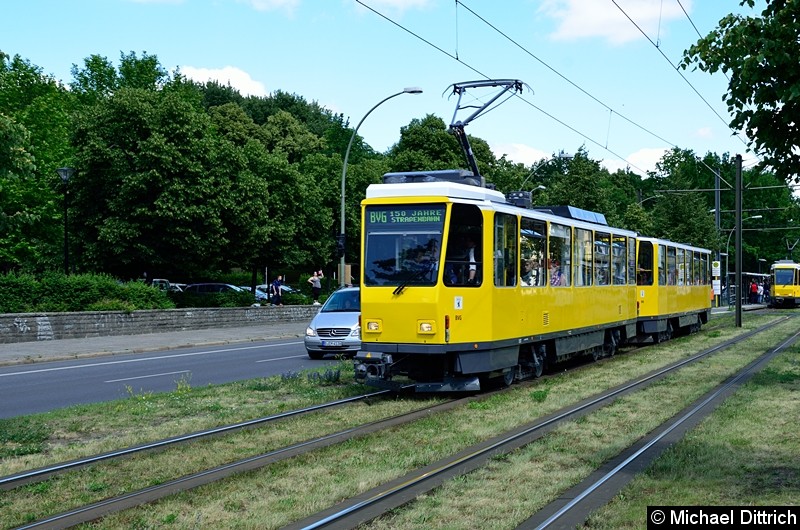 Bild: T6A2 5117 mit Beiwagen 5563 als achter Teilnehmer.