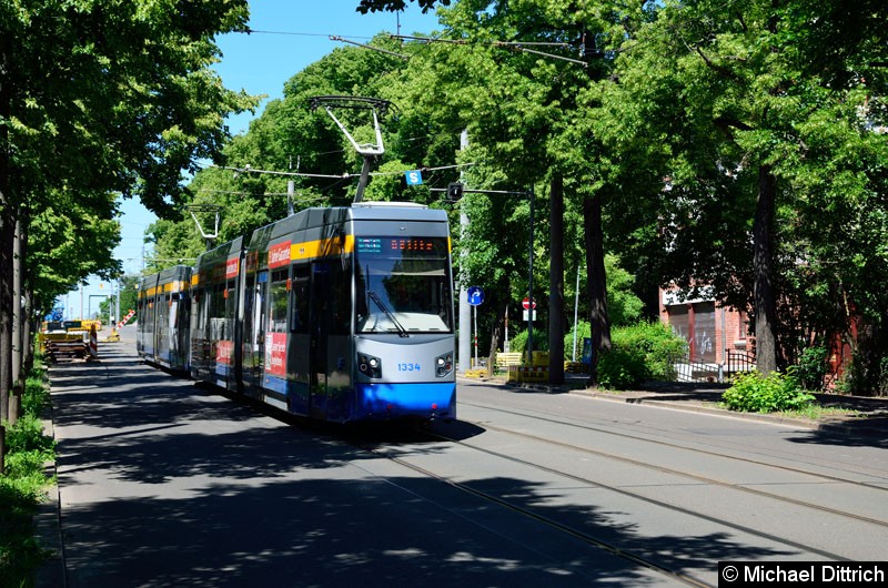 Bild: 1334 + 1326 als Linie 31 in der Bornaische Str.