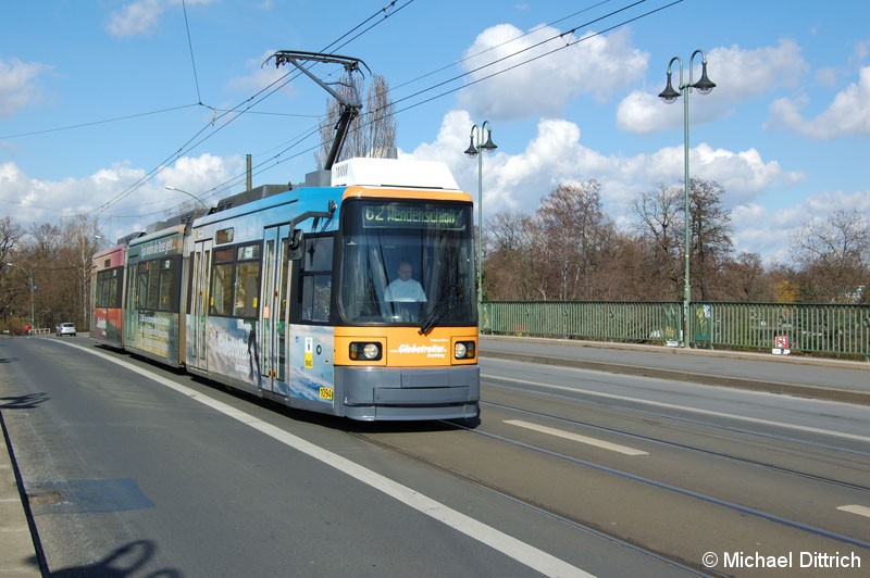 Bild: 1094 als Linie 62 auf der Dammbrücke.