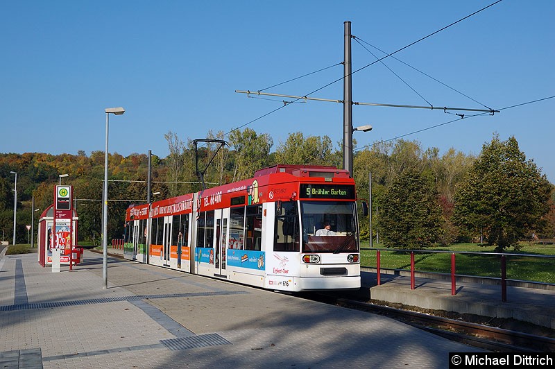 Bild: MGT6D/E 616 als Linie 5 an der Haltestelle Zoopark.