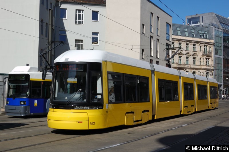 Bild: 3001 als Linie 5 in der Großen Präsidentenstraße.