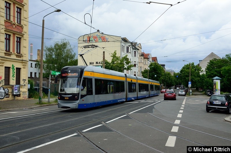 Bild: 1221 als Linie 11 in der Bornaischen Straße.