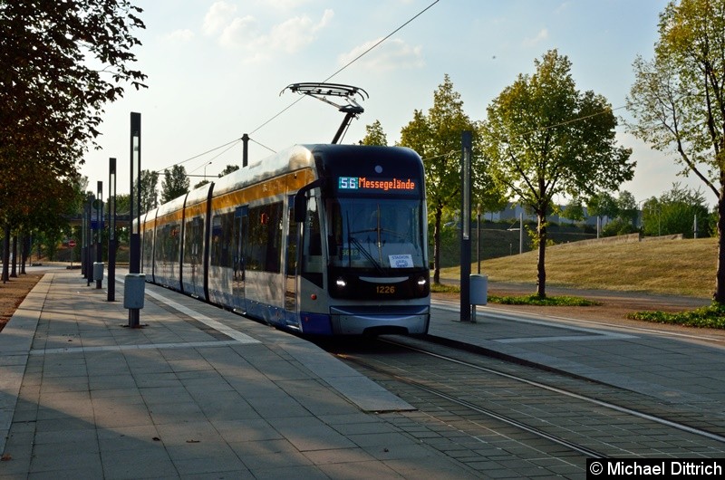 1226 als Linie 56 an der Endstelle Messegelände.