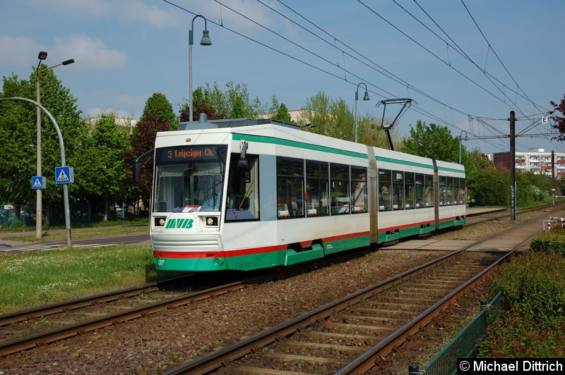 Bild: 1317 als Linie 3 an der Haltestelle Sternbogen.