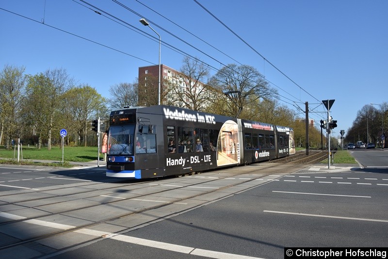 Bild: 670 kurz vor der Haltestelle Warnowallee.