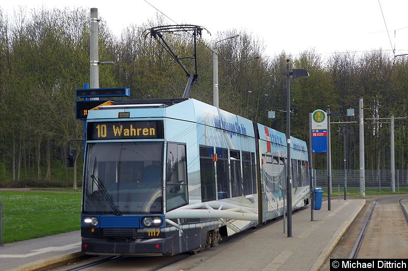 Bild: 1117 als Linie 10 an der Haltestelle Lößnig.
