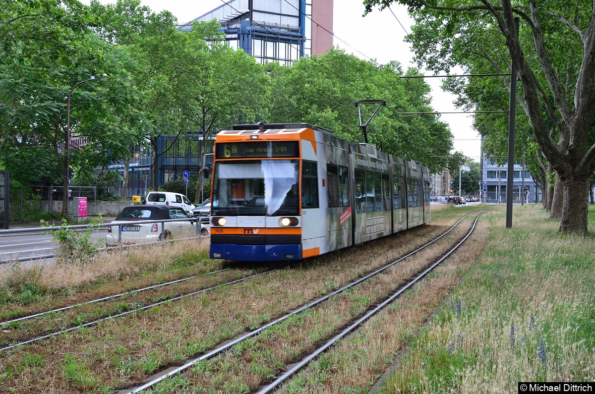 Bild: 5630 als Linie 6A kurz vor Erreichen der Haltestelle Technoseum Süd.