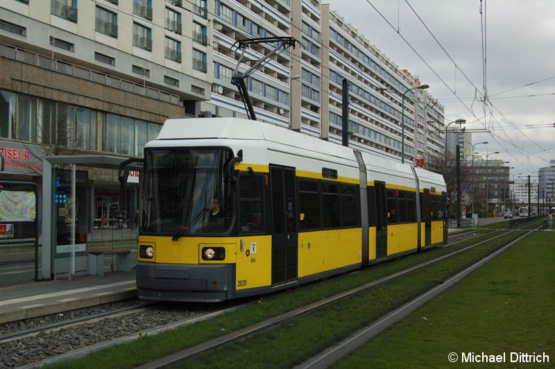 Bild: 2020 als Linie M4 an der Haltestelle Spandauer Straße/Marienkirche.