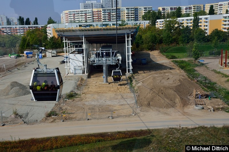 Bild: Anreise auf die Talstation am Blumberger Damm.