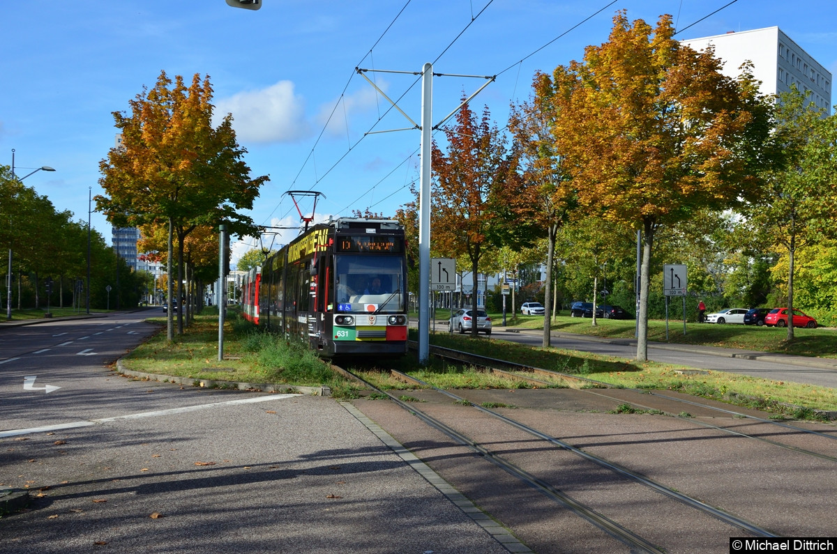 Bild: 631 + 632 als Linie 10 zwischen den Haltestellen An der Eselsmühle und Mark-Twain-Straße.