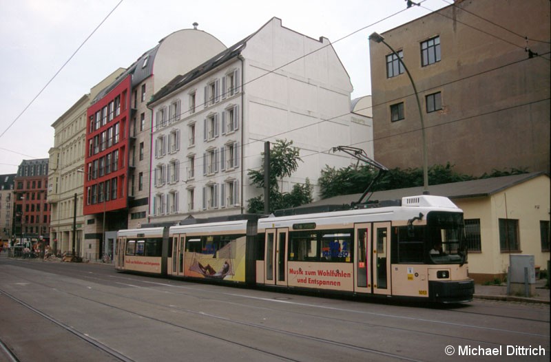 Bild: 1013 als Linie M2 in der Großen Präsidentenstraße.