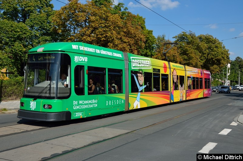 2514 als Linie 4 an der Haltestelle Krankenhaus St.-Joseph-Stift.