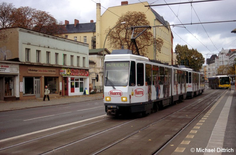 Bild: 6019 als Linie M4 in der Berliner Allee.