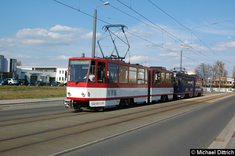 Bild: KT4D 522 und 435 als Linie 1 kurz vor der Haltestelle Mittelhäuser Str.